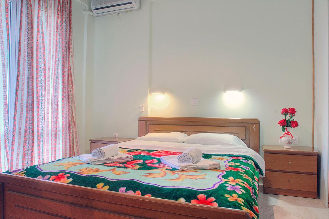 Delphi Aparthotel Agios Gordios  Exterior photo