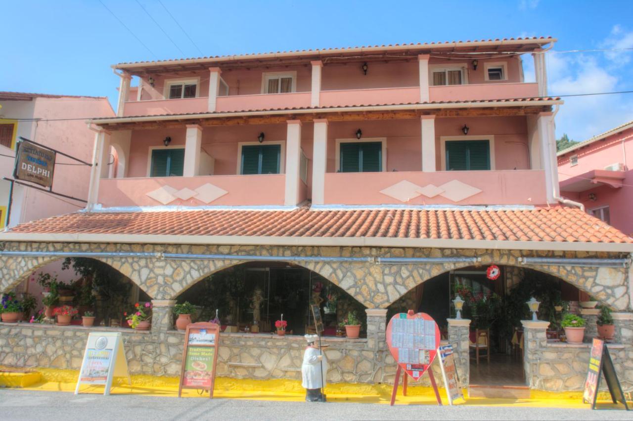Delphi Aparthotel Agios Gordios  Exterior photo